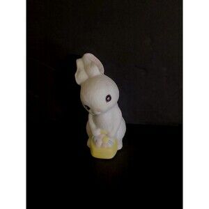 Vintage 1982 Hallmark Easter Bunny With Basket Of Eggs Small Ceramic Figurine 2"